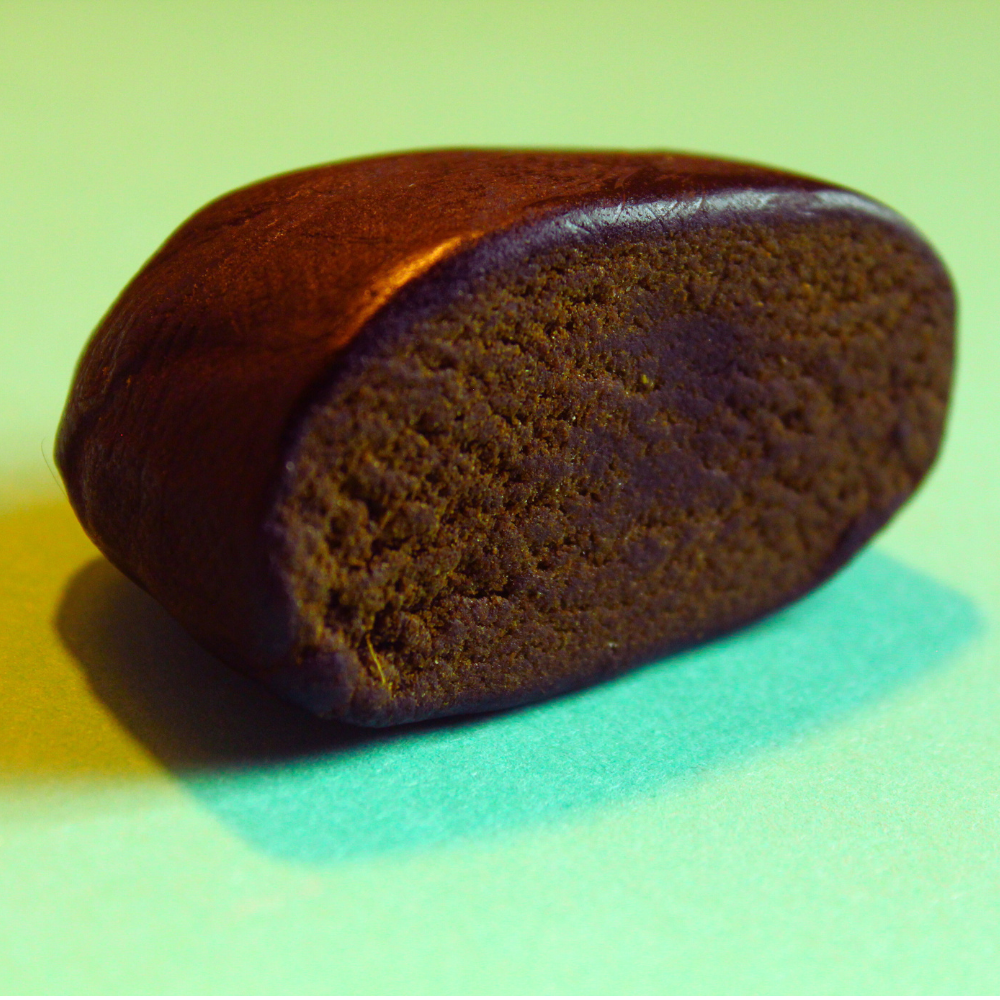 Résine CBD Black Marocain premium française texture malléable arômes épicés terreux boisés traditionnels marocains authentiques artisanal