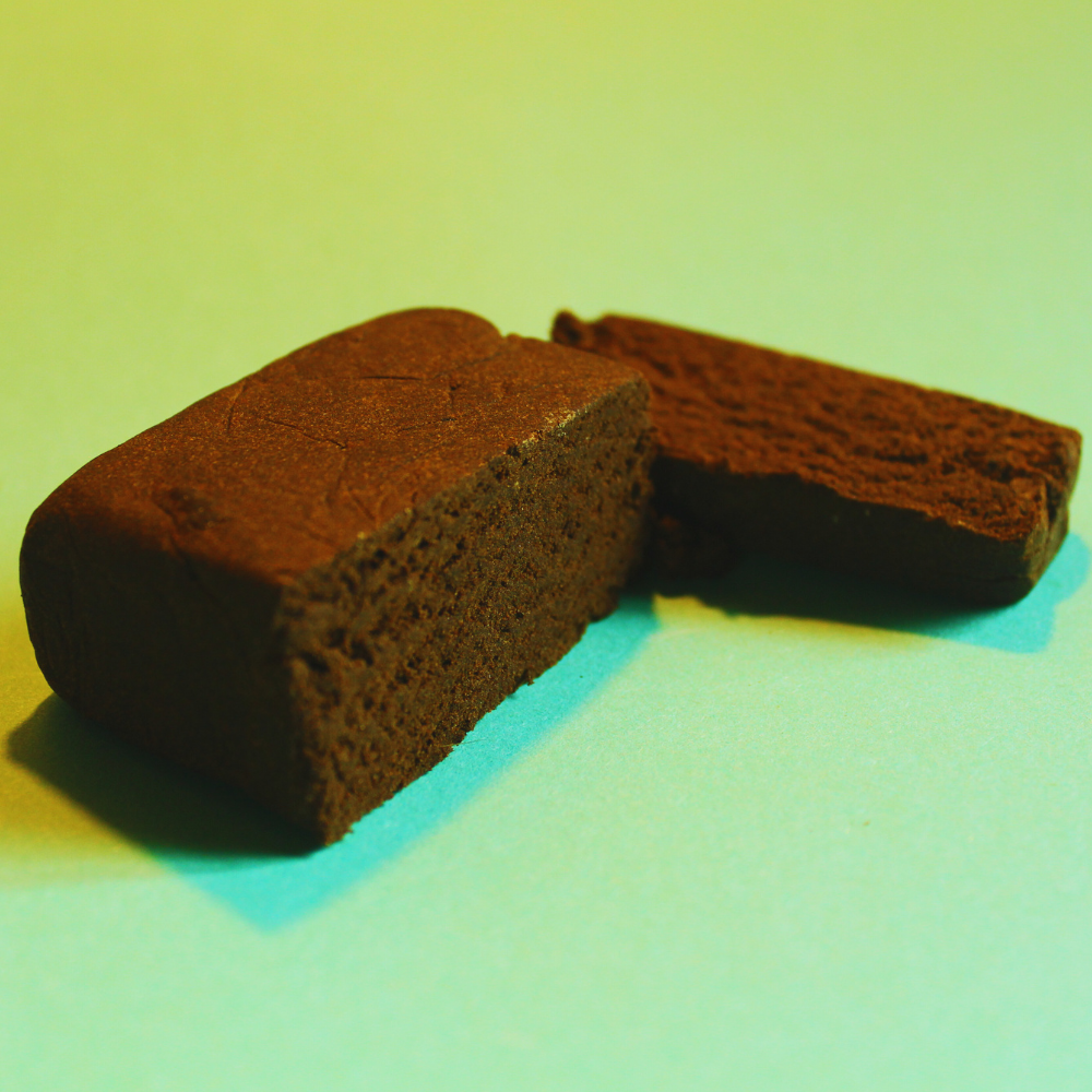 Résine CBD Le Royal premium française d'exception texture noble arômes boisés épicés terreux qualité royale artisanale élite